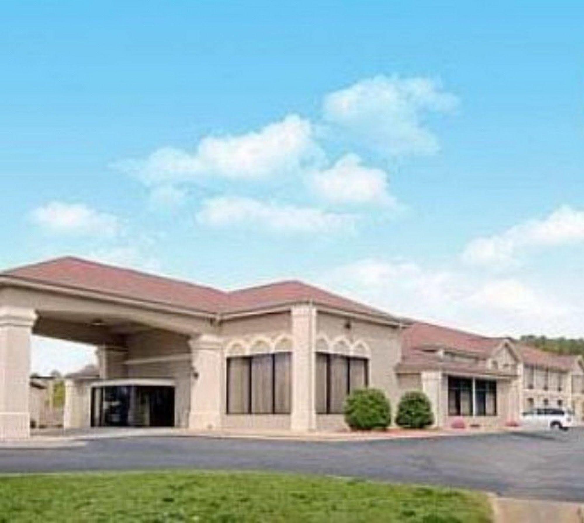 Baymont By Wyndham Douglasville Atlanta Exterior photo